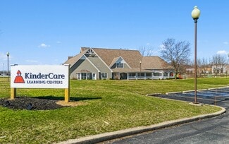 Plus de détails pour 8750 Zionsville Rd, Indianapolis, IN - Local commercial à vendre
