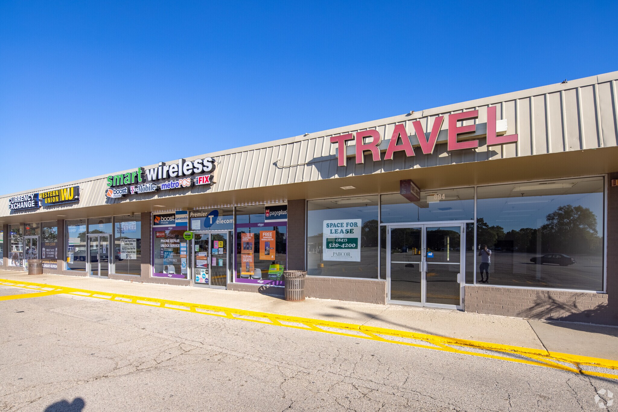 604-698 N Milwaukee Ave, Prospect Heights, IL à louer Photo principale– Image 1 sur 6