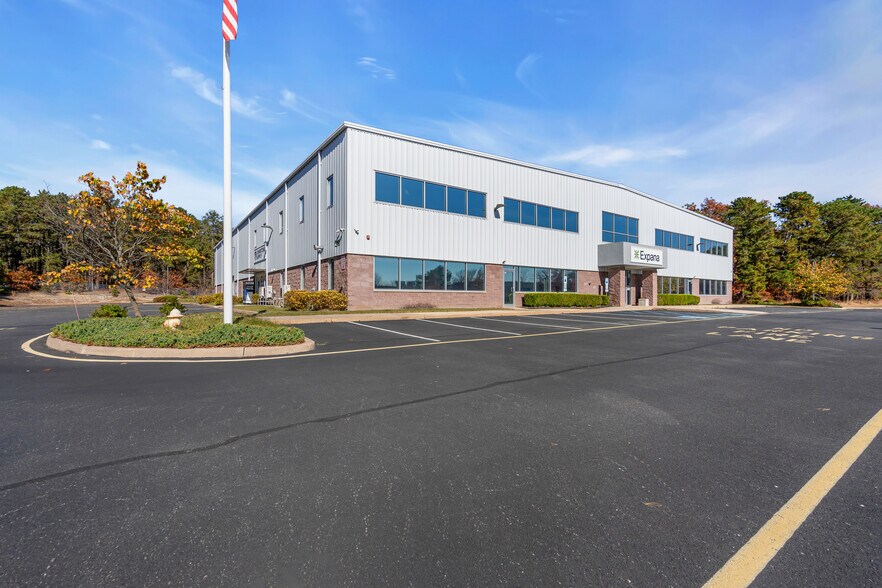 1001 Corporate Cir, Toms River, NJ à louer - Photo de l’immeuble – Image 2 sur 11