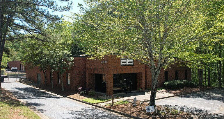 4000 Miller Ct W, Norcross, GA à vendre Photo de l’immeuble– Image 1 sur 3