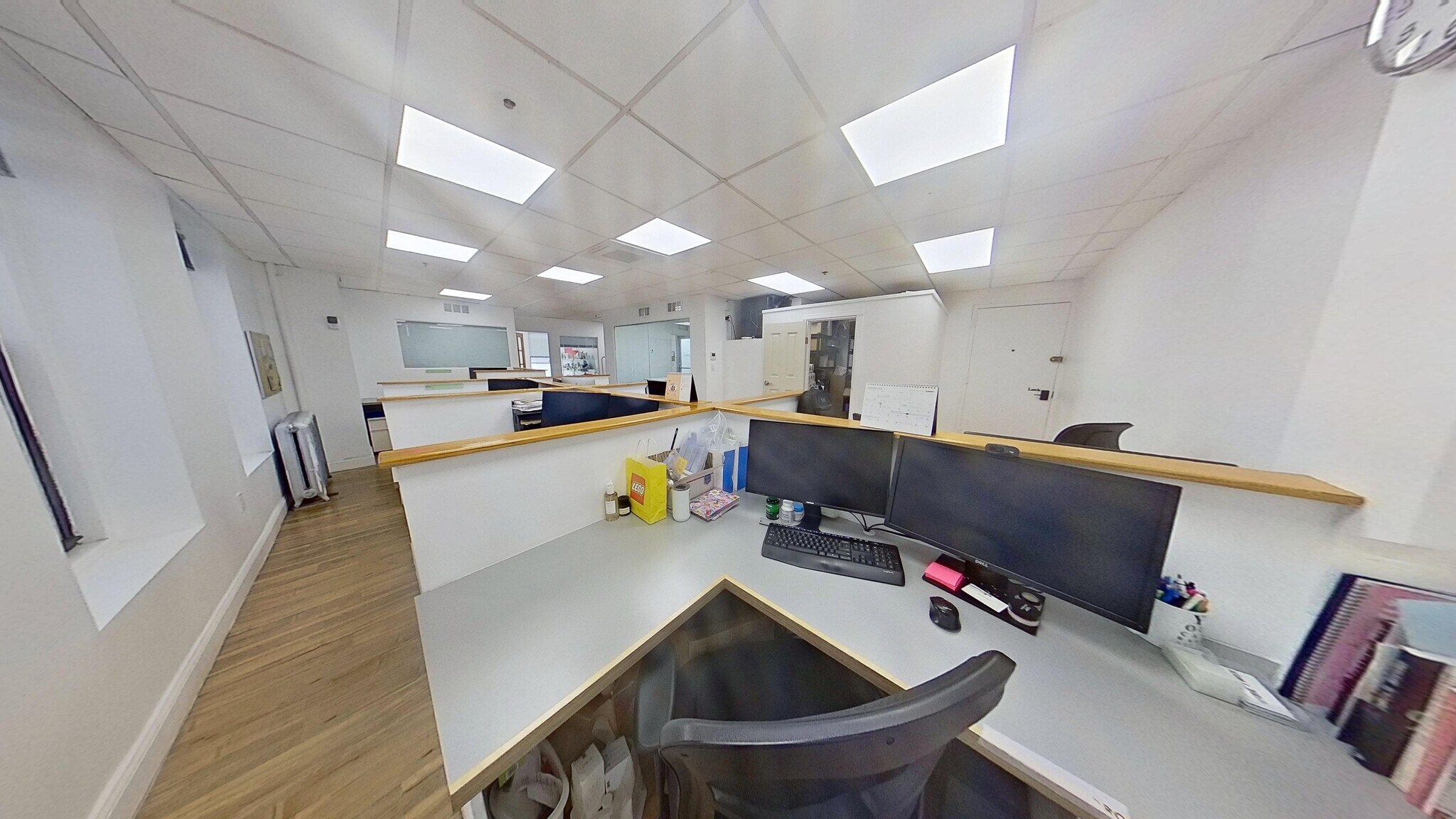 120 W 31st St, New York, NY à louer Photo de l’immeuble– Image 1 sur 16