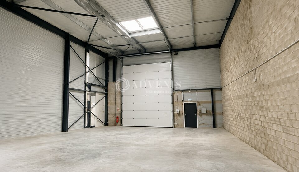 Local d'activités dans Bondoufle à vendre - Photo intérieure – Image 2 sur 3