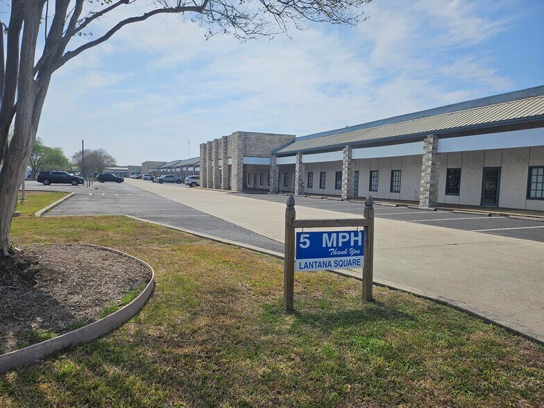 2209 N Padre Island Dr, Corpus Christi, TX à louer - Photo de l’immeuble – Image 2 sur 9