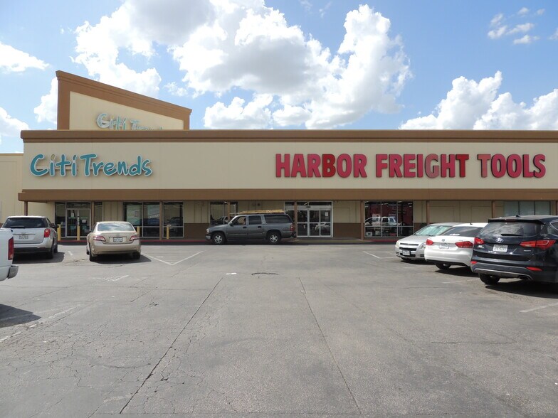 1000-1094 Federal Rd, Houston, TX à louer - Photo de l’immeuble – Image 3 sur 8