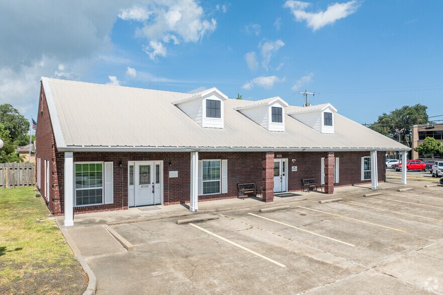 905 N Logan St, Texas City, TX à vendre - Photo de l’immeuble – Image 2 sur 14