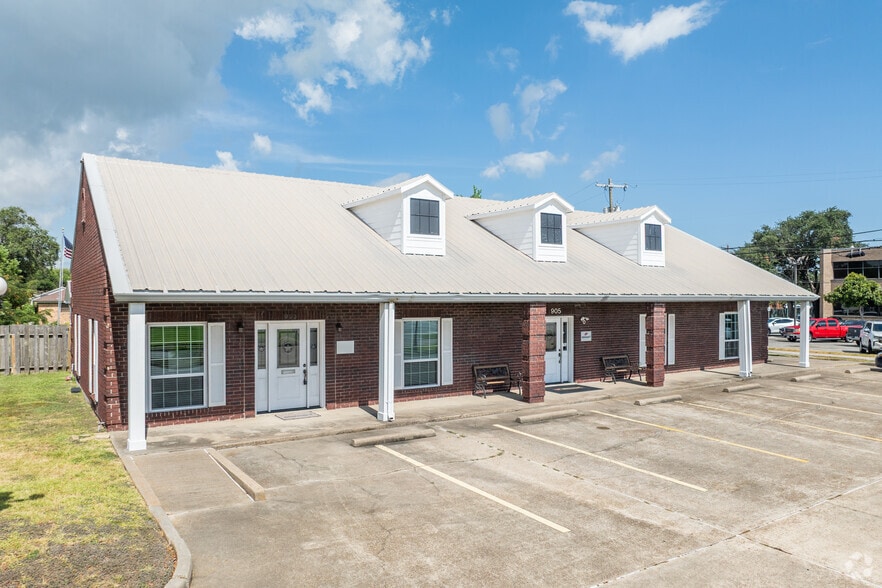 905 N Logan St, Texas City, TX à vendre - Photo de l’immeuble – Image 3 sur 15