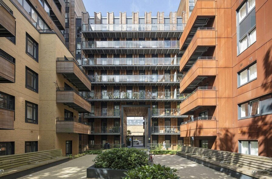 18-42 Wharf Rd, Londres à louer - Photo de l’immeuble – Image 2 sur 33