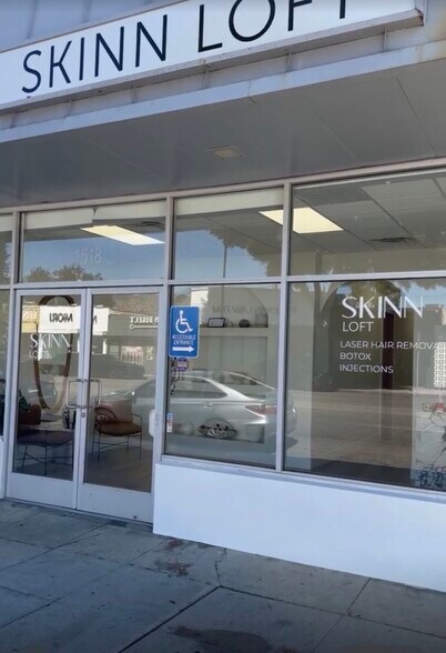 1518-1520 W Magnolia Blvd, Burbank, CA à louer - Photo de l’immeuble – Image 1 sur 6