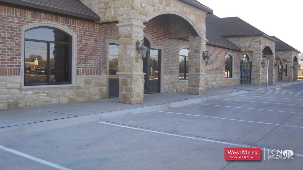 5424 19th St, Lubbock, TX à louer - Photo de l’immeuble – Image 2 sur 15