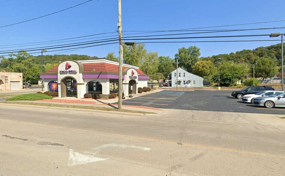 763 Chestnut St, Nelsonville, OH à louer - Photo de l’immeuble – Image 3 sur 9