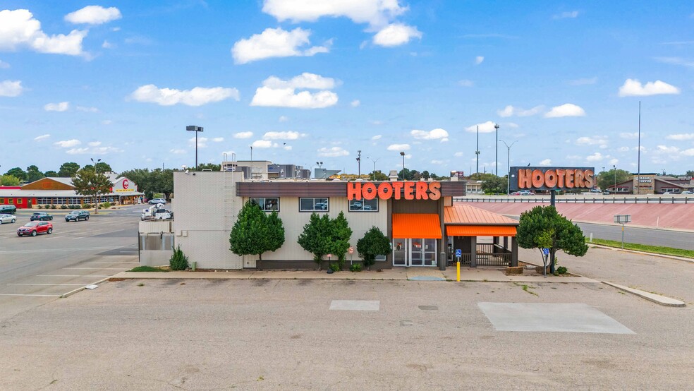 4950 S Loop 289, Lubbock, TX à louer - Photo de l’immeuble – Image 1 sur 57