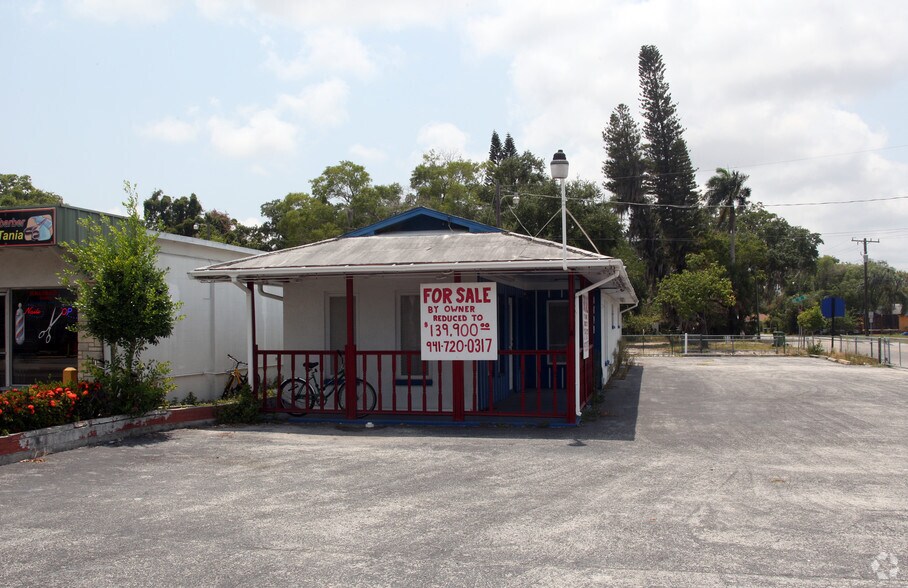 1704 9th St W, Bradenton, FL à louer - Photo de l’immeuble – Image 2 sur 8