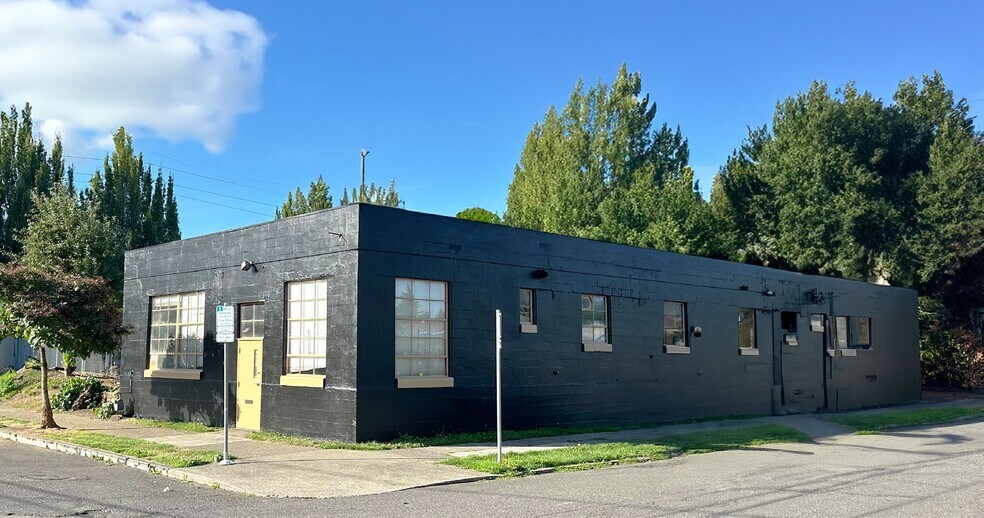 1835 NE 3rd Ave, Portland, OR à vendre - Aérien – Image 2 sur 4