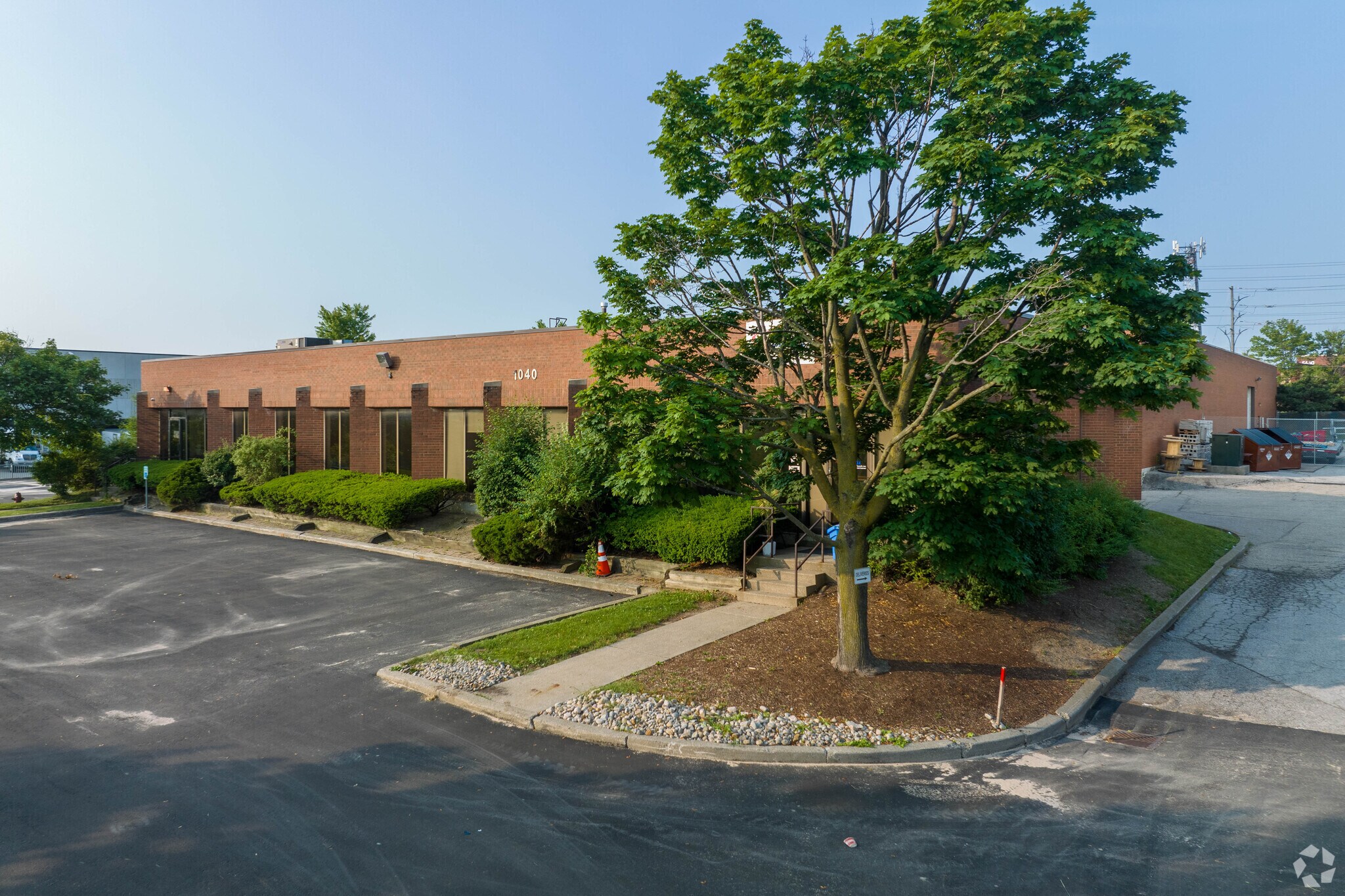 1040 Jayson Ct, Mississauga, ON à vendre Photo principale– Image 1 sur 7