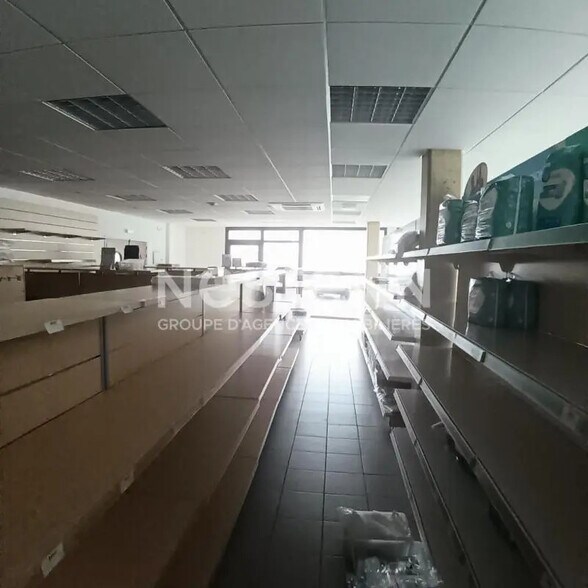 Local commercial dans Vannes à louer - Photo intérieure – Image 3 sur 4