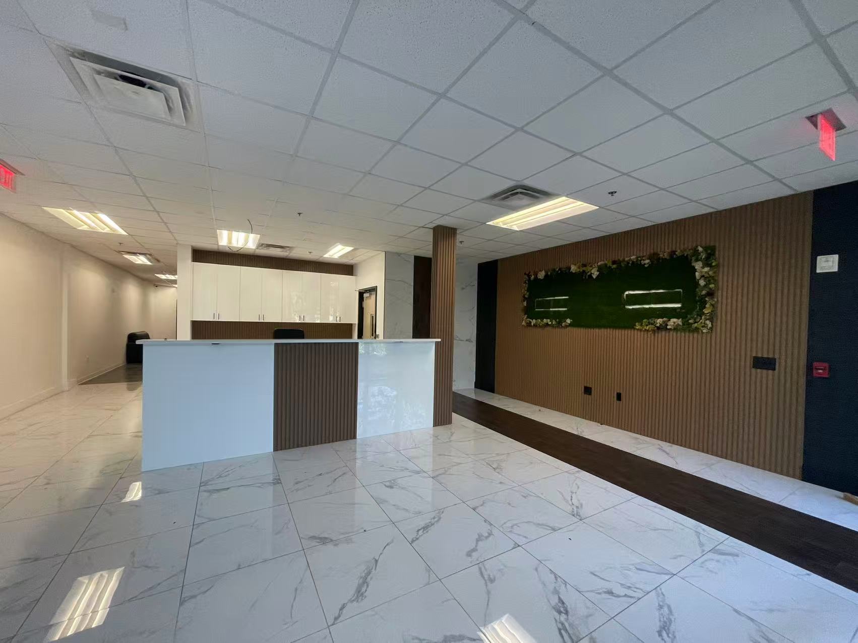 7075 Kingspointe Pky, Orlando, FL à louer Photo principale– Image 1 sur 36
