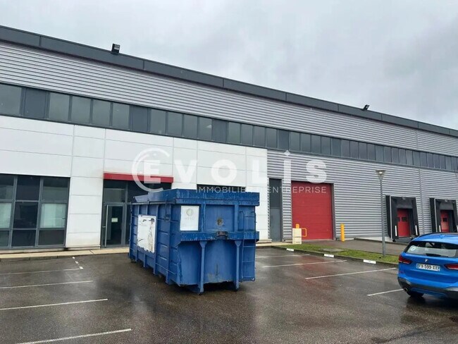 Plus de détails pour Bureau, Local d'activités à louer