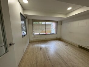 Bureaux/Local commercial dans Barcelone, Barcelona à louer Photo intérieure– Image 2 sur 18