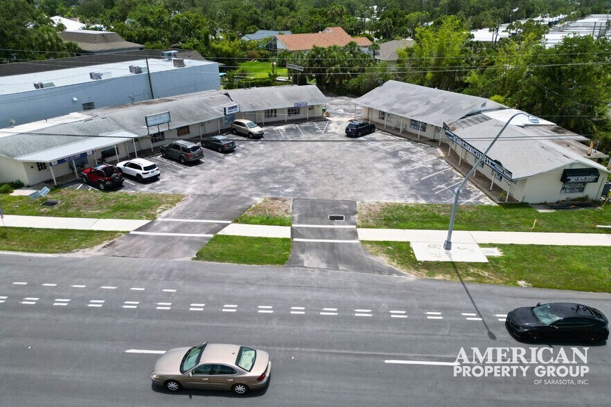 7204 S Tamiami Trl, Sarasota, FL à vendre - Photo de l’immeuble – Image 2 sur 3