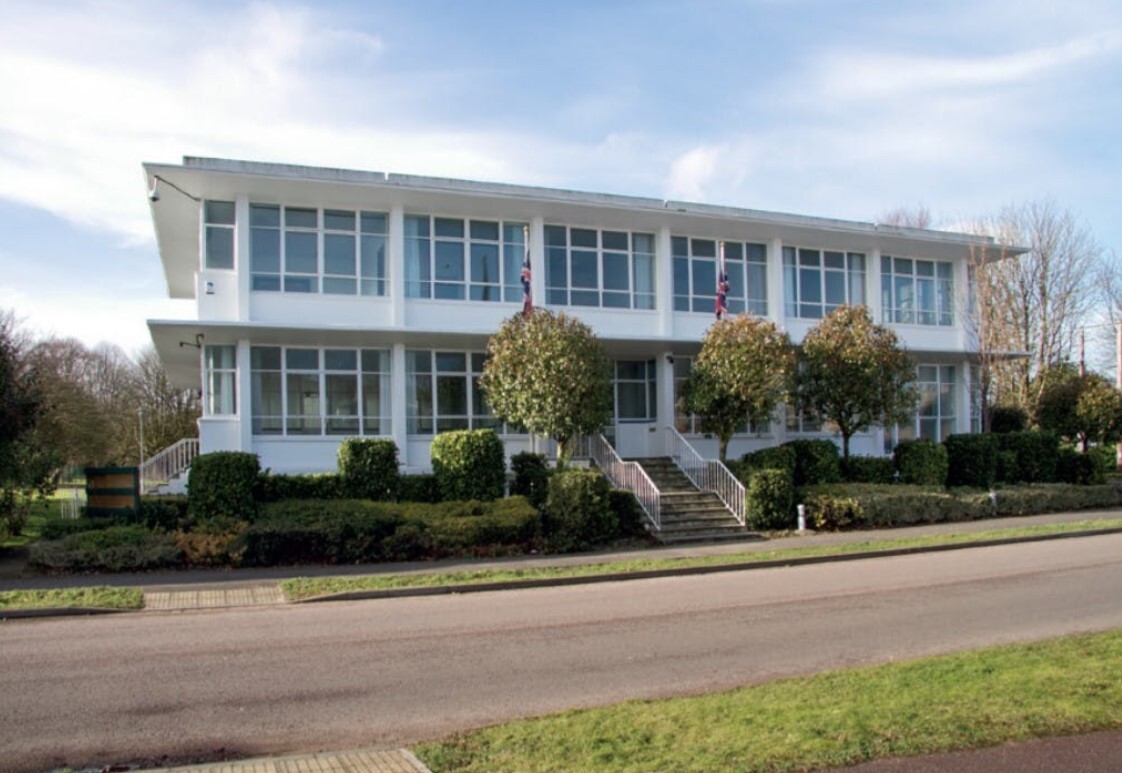 Westfield Rd, Leighton Buzzard à louer Photo de l’immeuble– Image 1 sur 5