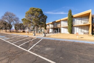 Plus de détails pour 287 N Lake Powell Blvd, Page, AZ - Hôtellerie à vendre