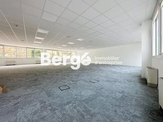 Plus de détails pour Bureau à louer