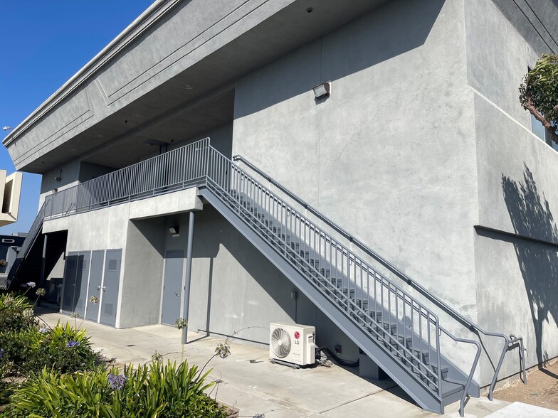 22719 Hawthorne Blvd, Torrance, CA à louer - Photo de l’immeuble – Image 2 sur 6