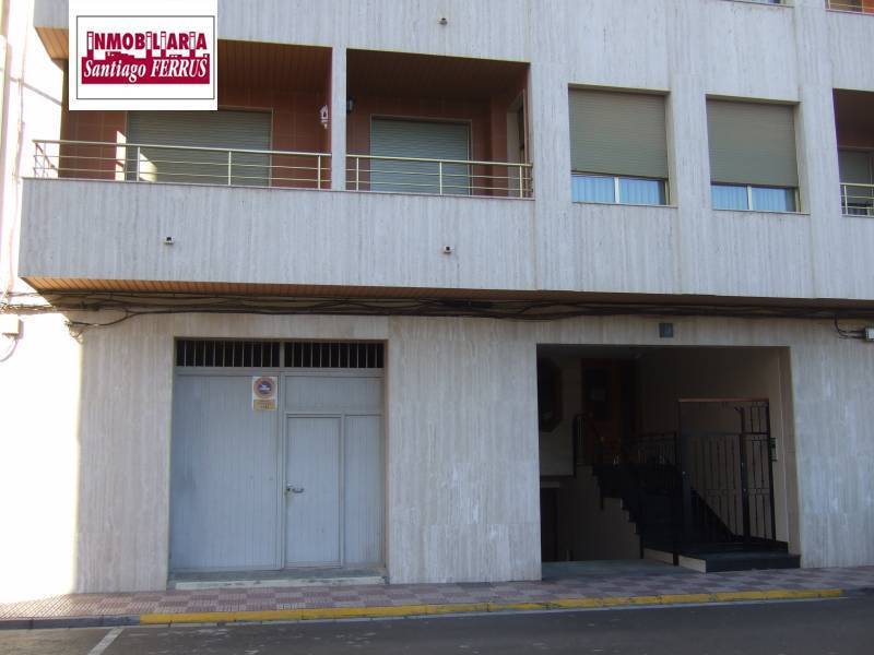 Local commercial dans Almussafes, Valencia à louer Photo de l’immeuble– Image 1 sur 3
