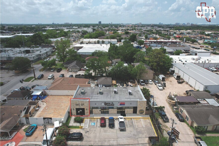 6910 Chetwood Dr, Houston, TX à louer - Photo de l’immeuble – Image 3 sur 7