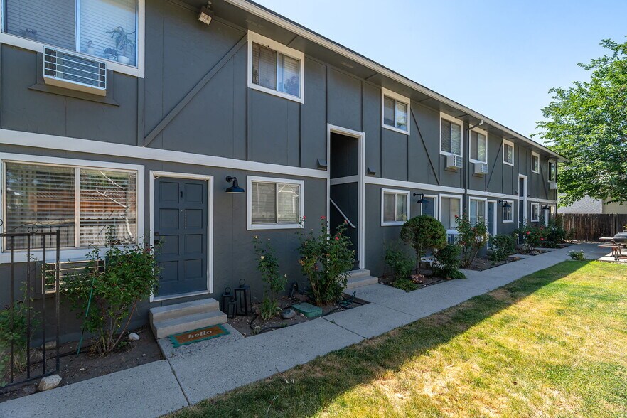 230 Marsh Ave, Reno, NV à vendre - Photo de l’immeuble – Image 3 sur 20