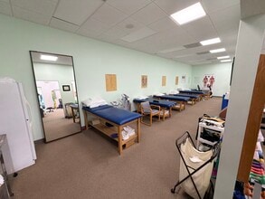 5055 S Congress Ave, Lake Worth, FL à louer Photo intérieure– Image 2 sur 6