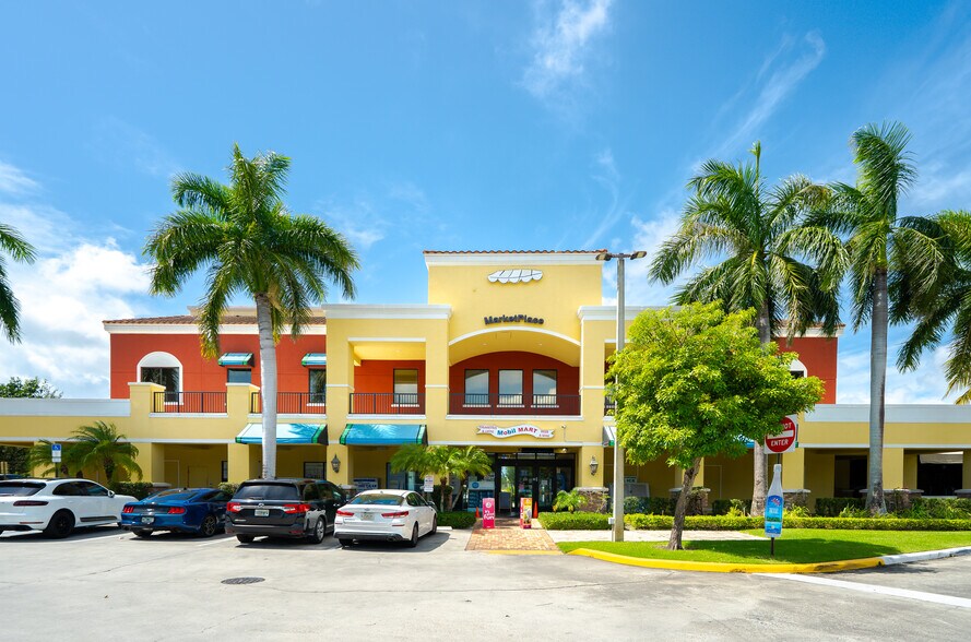 8081 Congress Ave, Boca Raton, FL à louer - Photo de l’immeuble – Image 3 sur 10