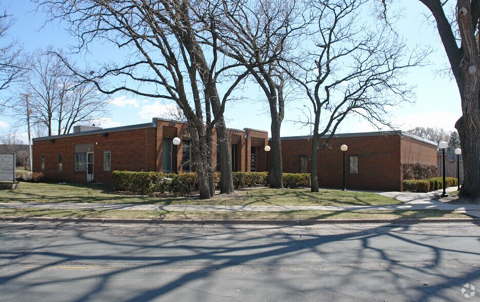 2600 Wayzata Blvd, Minneapolis, MN à vendre - Photo principale – Image 1 sur 19
