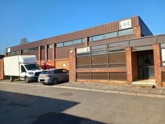 Plus de détails pour Suttons Business Park, Reading - Industriel/Logistique à louer