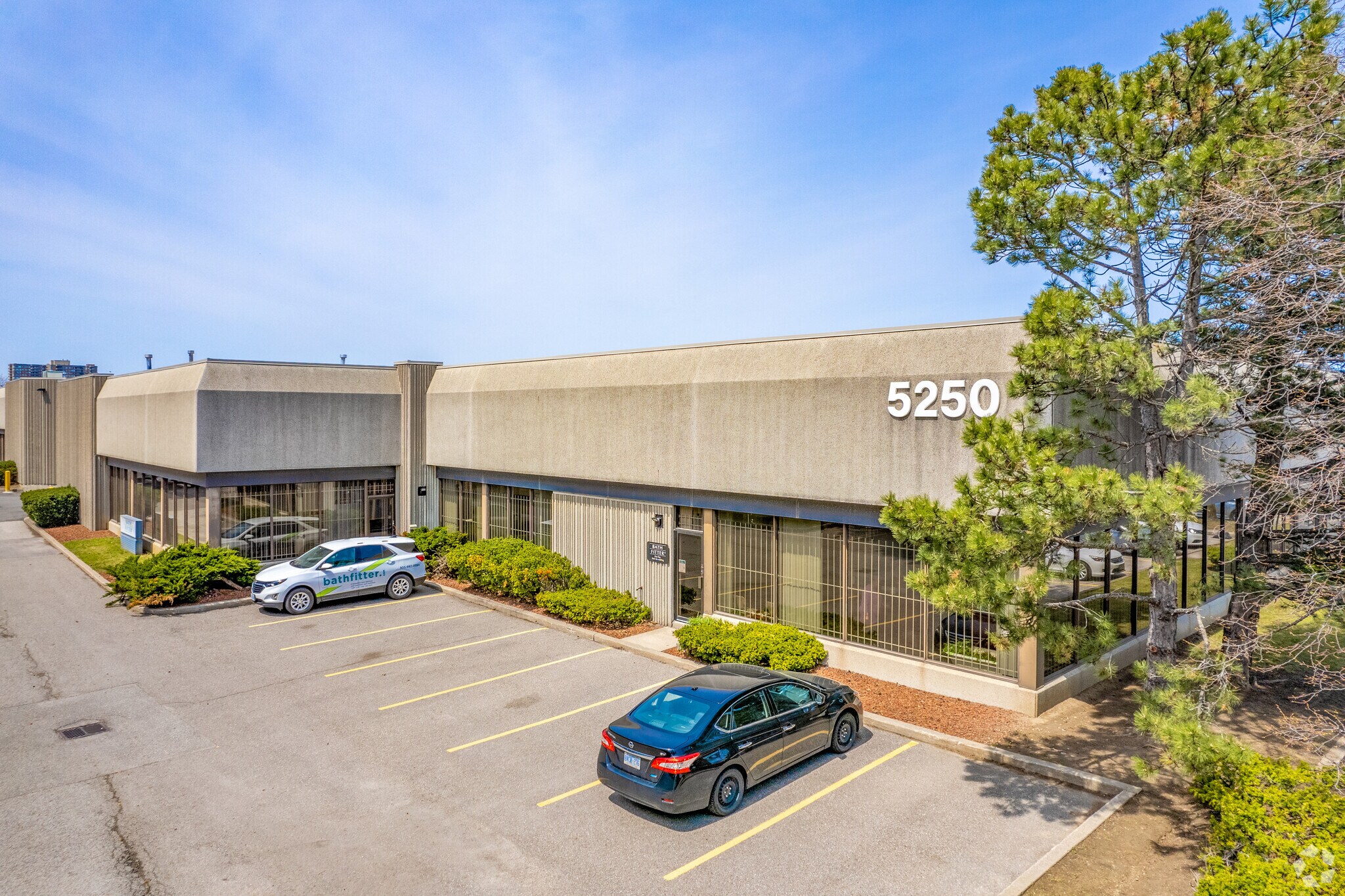 5250 Finch Ave E, Toronto, ON à louer Photo principale– Image 1 sur 5