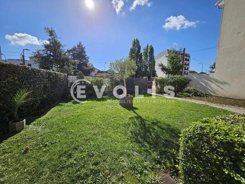 Bureau dans Clamart à vendre - Photo de l’immeuble – Image 1 sur 15