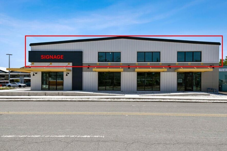 2400 5th Ave S, Saint Petersburg, FL à louer - Photo de l’immeuble – Image 2 sur 18