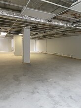 222 Somerset St W, Ottawa, ON à louer Photo intérieure– Image 2 sur 8