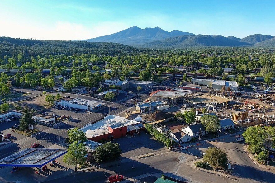 35 S Mikes Pike St, Flagstaff, AZ à vendre - Photo principale – Image 1 sur 6