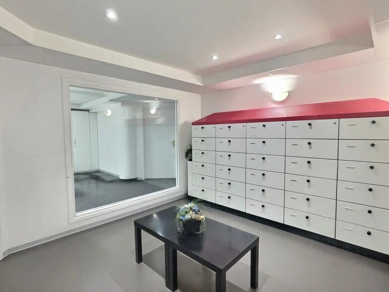 Local d'activités dans Forbach à vendre - Hall d’entrée – Image 2 sur 10