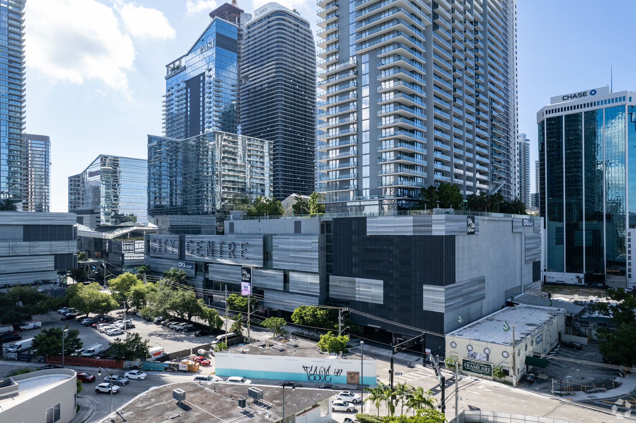 78 SW 7th St, Miami, FL à louer Photo principale– Image 1 sur 11