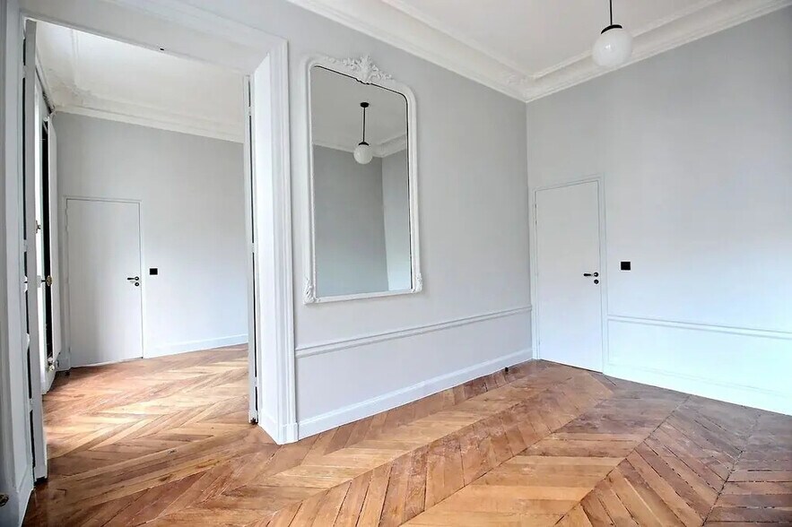 Bureau dans Paris à louer - Photo de l’immeuble – Image 3 sur 7