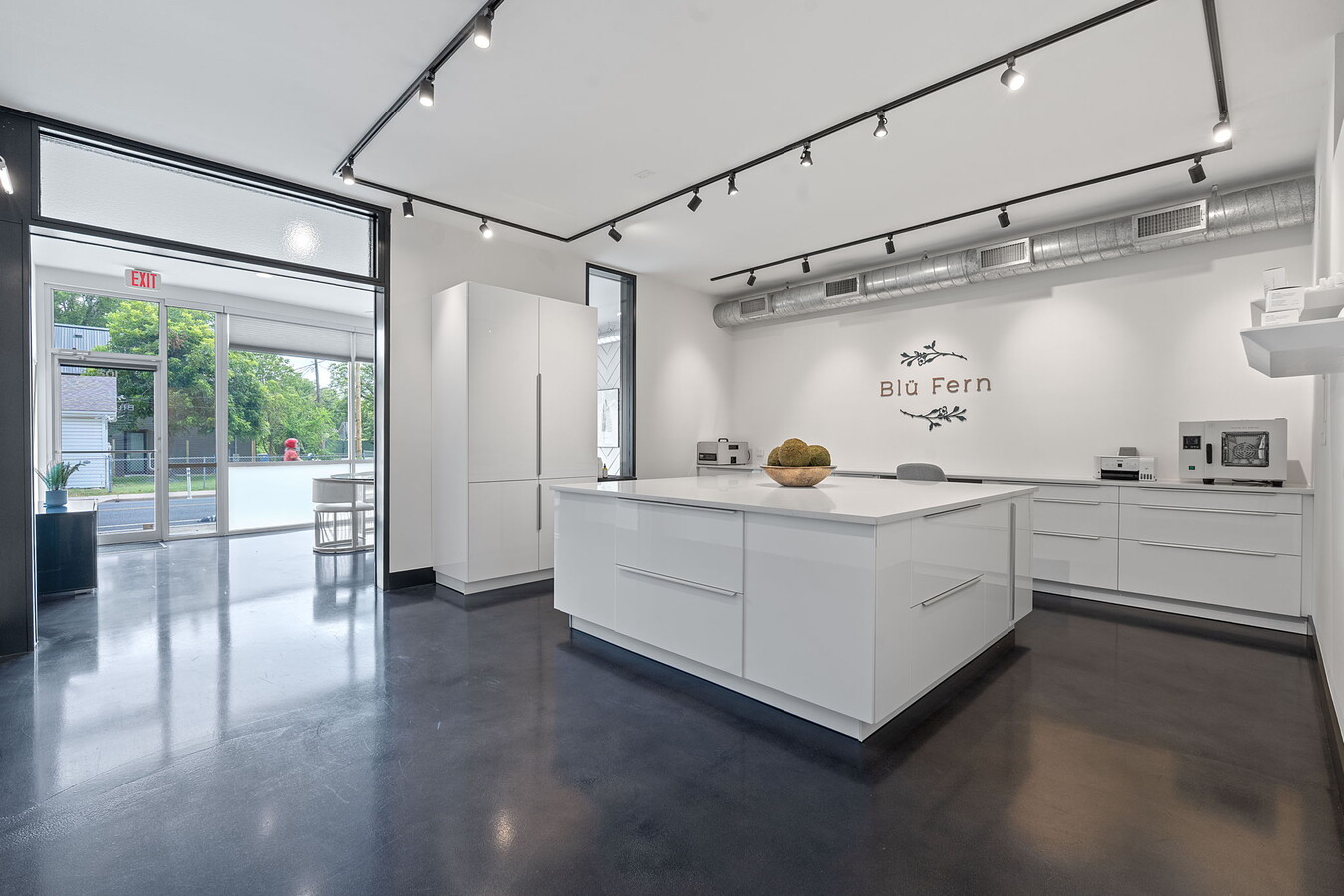 508 E 53rd St, Austin, TX 78751 - Lot 102 -  - Photo intérieure - Image 1 of 37