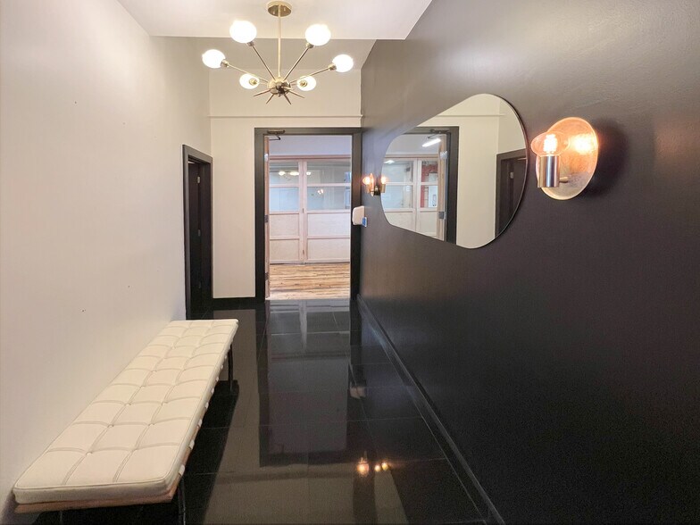 284-300 Meserole St, Brooklyn, NY à louer - Autre – Image 2 sur 2