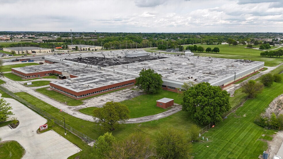 1601 General Electric Rd, Bloomington, IL à vendre - Photo de l’immeuble – Image 3 sur 19