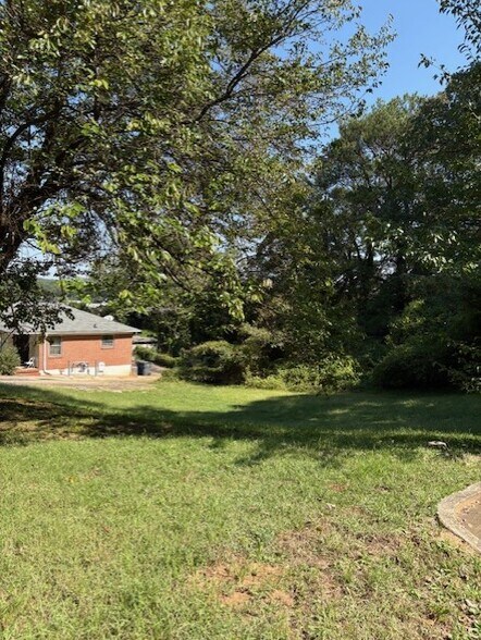 2812 Sylvan Rd, Atlanta, GA à vendre - Photo de l’immeuble – Image 2 sur 4
