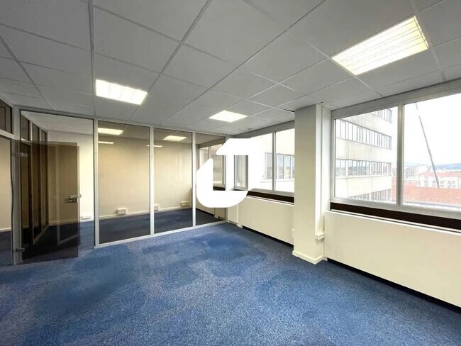 Plus de détails pour Bureau à vendre
