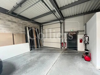 Plus de détails pour Bureau, Local d'activités à louer