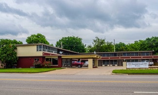 Plus de détails pour 1710 Main St, Winfield, KS - Hôtellerie à vendre