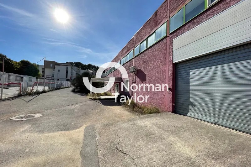 Bureau dans Montpellier à louer Photo de l’immeuble– Image 1 sur 3